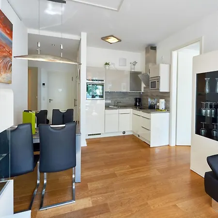 Villa Ostseeresidenz - Wg 5 Mit Sauna, Terrasse, Meerblick *